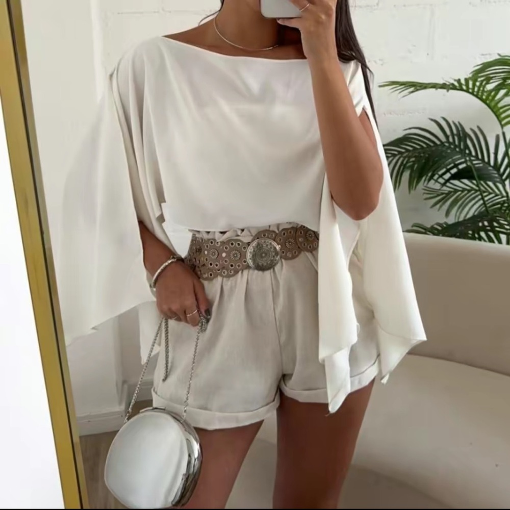 Chic Ivory Draped Top